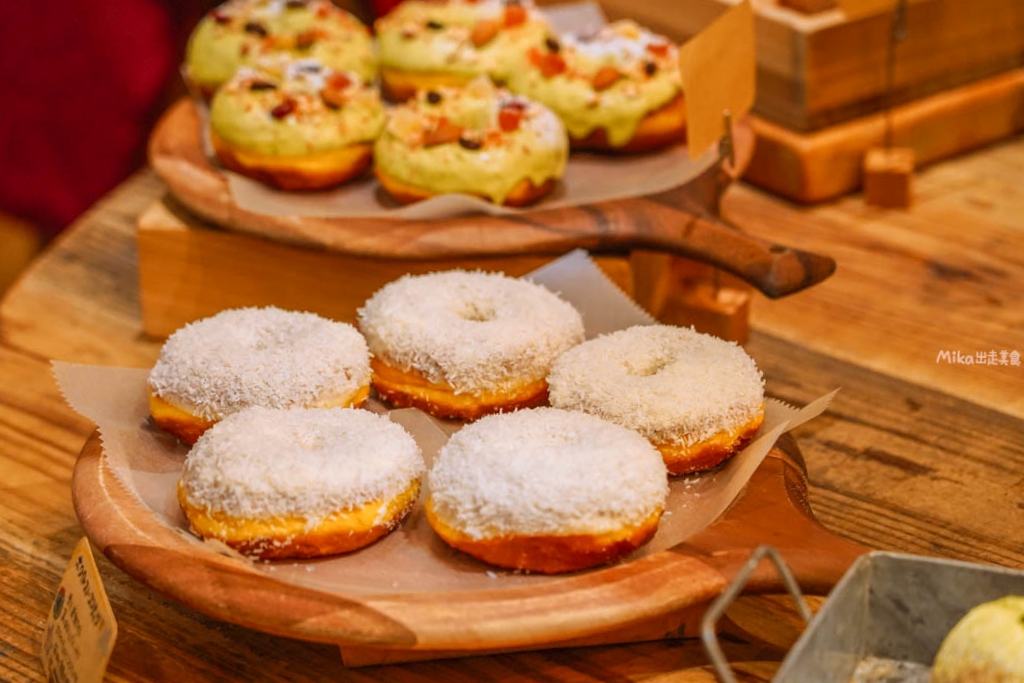 【日本】鳥取市 TRUFFLE DONUT(トリュフドーナツ)丸由鳥取總店|來自鳥取 必吃人氣生甜甜圈品牌,鬆軟有嚼勁,多種創意口味選擇。 【日本】鳥取市 TRUFFLE DONUT(トリュフドーナツ)丸由鳥取總店|來自鳥取 必吃人氣生甜甜圈品牌,鬆軟有嚼勁,多種創意口味選擇。