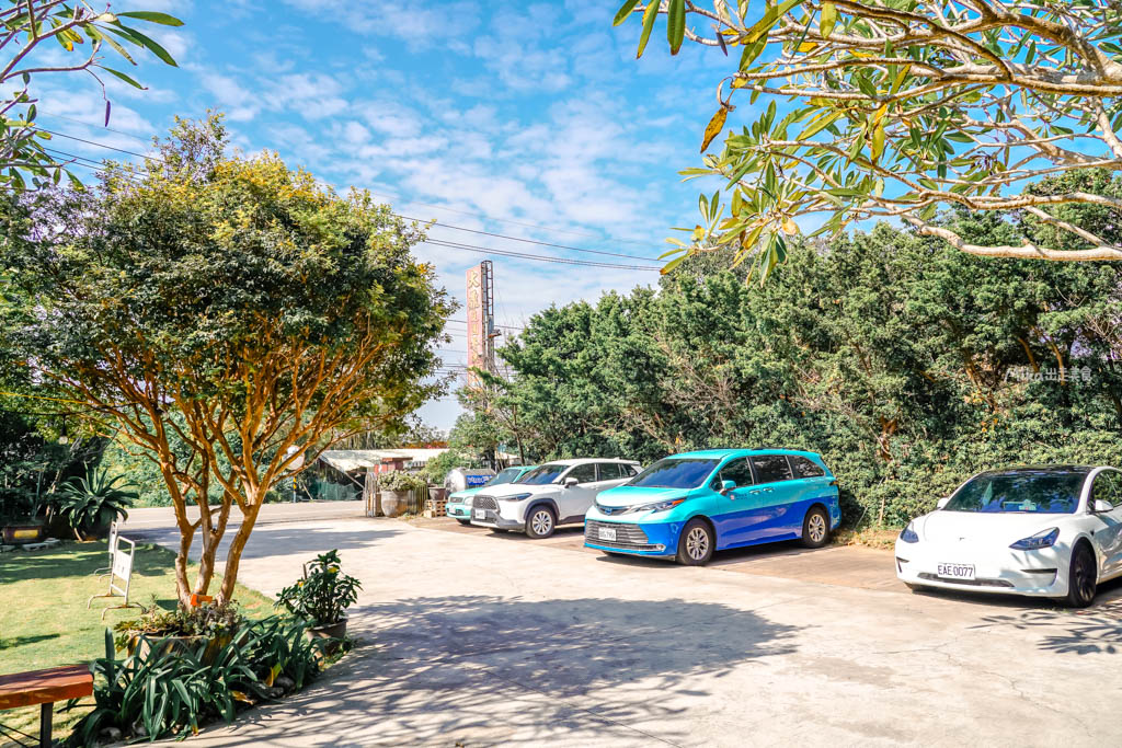 【桃園】 觀音 大鼎庭園餐廳|平價大份量,附有免費停車場跟庭園造景,內用提供雞油拌飯吃到飽。 【桃園】 觀音 大鼎庭園餐廳|平價大份量,附有免費停車場跟庭園造景,內用提供雞油拌飯吃到飽。