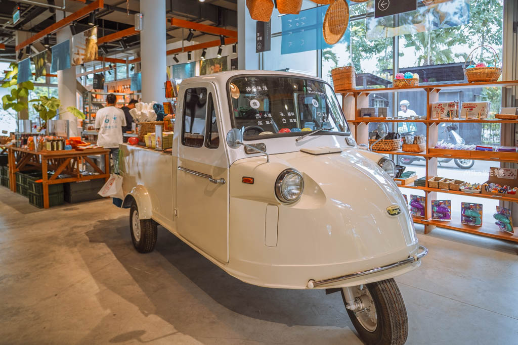 【花蓮】 理想PAARK水岸生活｜花蓮最新景點 公路旁全台最美星巴克、7-11在這裡！還有落羽松祕境遊湖、湖光水岸旁的音樂市集，湖光有景，水岸有聲。