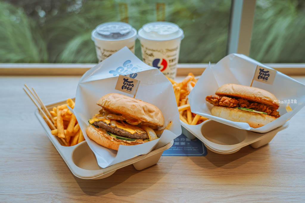 【花蓮】 理想PAARK水岸生活｜花蓮最新景點 公路旁全台最美星巴克、7-11在這裡！還有落羽松祕境遊湖、湖光水岸旁的音樂市集，湖光有景，水岸有聲。