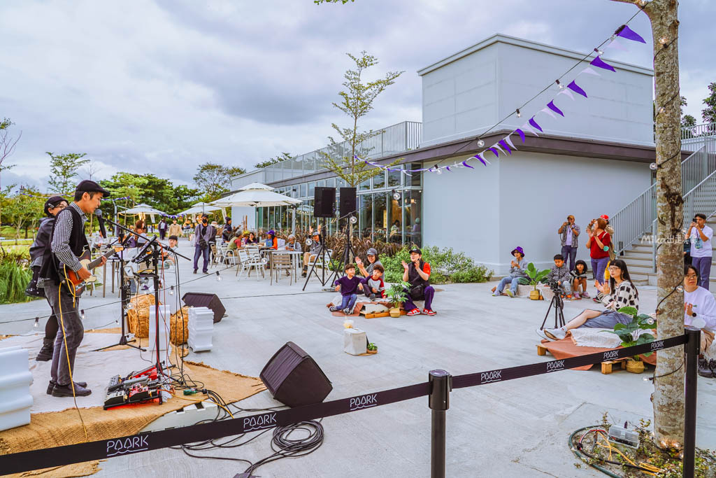 【花蓮】 理想PAARK水岸生活｜花蓮最新景點 公路旁全台最美星巴克、7-11在這裡！還有落羽松祕境遊湖、湖光水岸旁的音樂市集，湖光有景，水岸有聲。