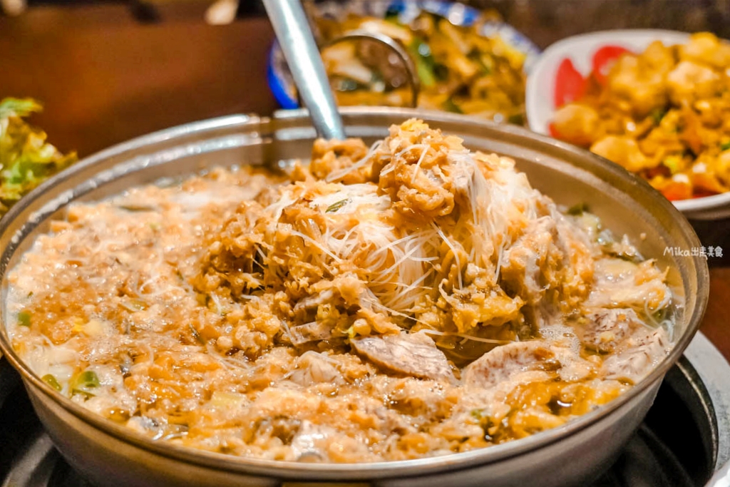 【桃園】 觀音 大鼎庭園餐廳|平價大份量,附有免費停車場跟庭園造景,內用提供雞油拌飯吃到飽。 【桃園】 觀音 大鼎庭園餐廳|平價大份量,附有免費停車場跟庭園造景,內用提供雞油拌飯吃到飽。