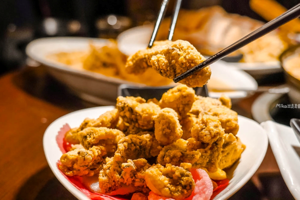 【桃園】 觀音 大鼎庭園餐廳|平價大份量,附有免費停車場跟庭園造景,內用提供雞油拌飯吃到飽。 【桃園】 觀音 大鼎庭園餐廳|平價大份量,附有免費停車場跟庭園造景,內用提供雞油拌飯吃到飽。