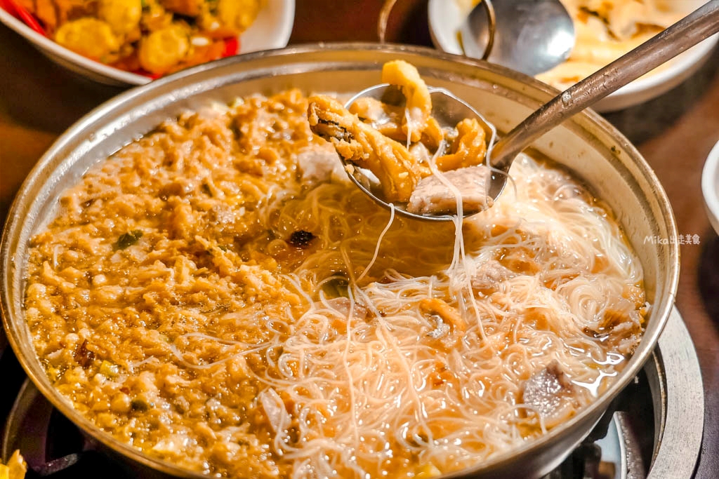 【桃園】 觀音 大鼎庭園餐廳|平價大份量,附有免費停車場跟庭園造景,內用提供雞油拌飯吃到飽。 【桃園】 觀音 大鼎庭園餐廳|平價大份量,附有免費停車場跟庭園造景,內用提供雞油拌飯吃到飽。