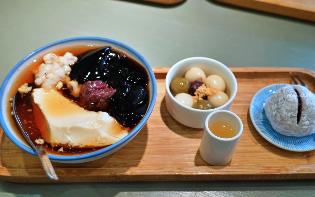 【宜蘭】冬山 飛魚食染-鹽滷豆花專賣店｜在地人氣 日式文青豆花店，傳統鹽滷豆花搭配日式擺盤，既美觀也美味。