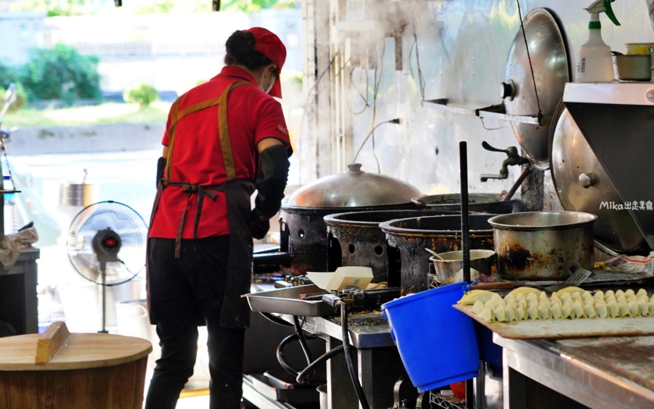 【宜蘭】 冬山 成富食品行|宜蘭最酥脆的粉漿蛋餅就在冬山,是金馬台劇男神 曾敬驊 家開的喔。 【宜蘭】 冬山 成富食品行|宜蘭最酥脆的粉漿蛋餅就在冬山,是金馬台劇男神 曾敬驊 家開的喔。