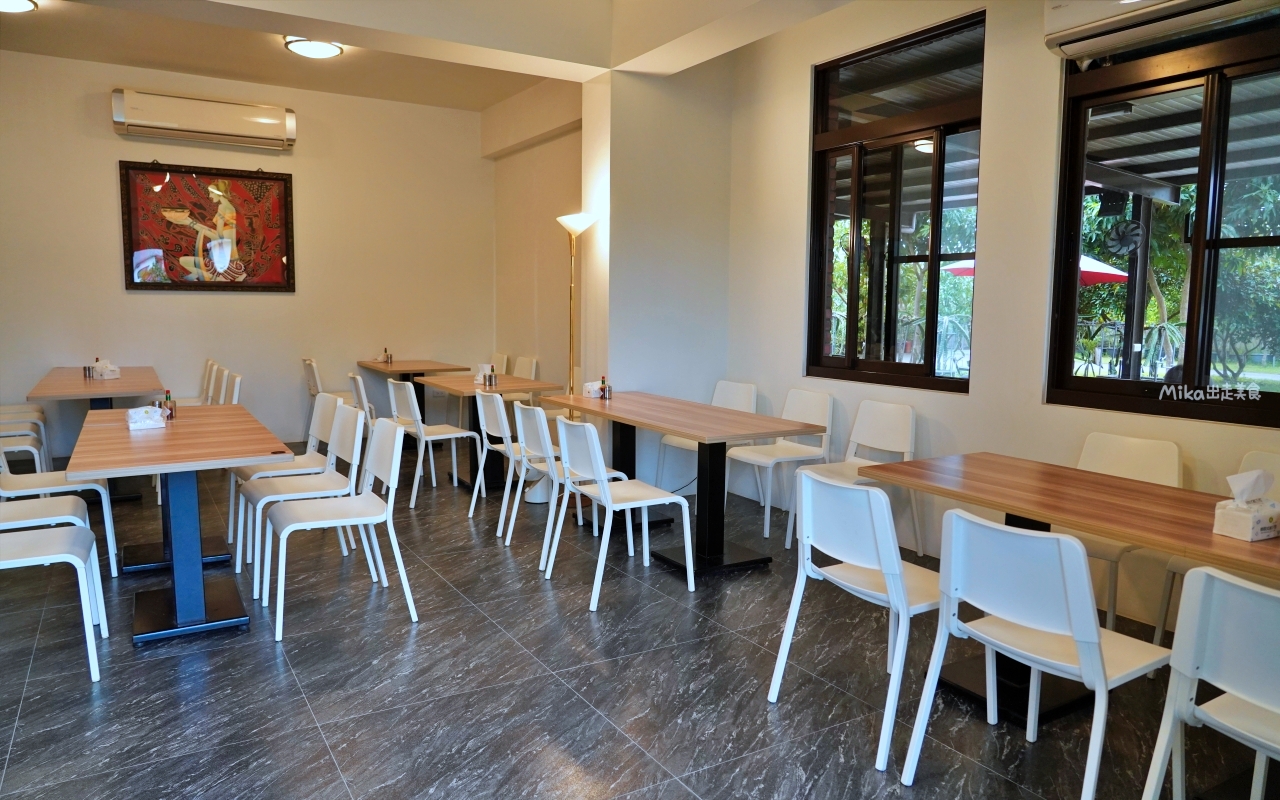 【宜蘭】員山 鄉村風味｜鄉間田園裡的窯烤披薩，脆皮香酥窯烤德國豬腳也很推薦。