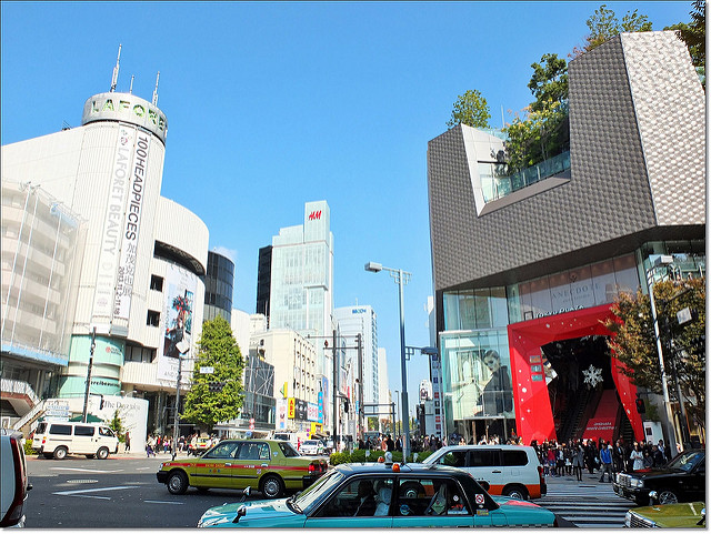 『日本東京』2013年東京賞楓DAY5-具備時尚潮流與藝術建築之美的『表參道』 @Mika出走美食日誌