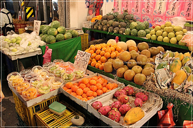 『台東美食』台東正氣路觀光夜市-釋迦冰與章魚大丸子